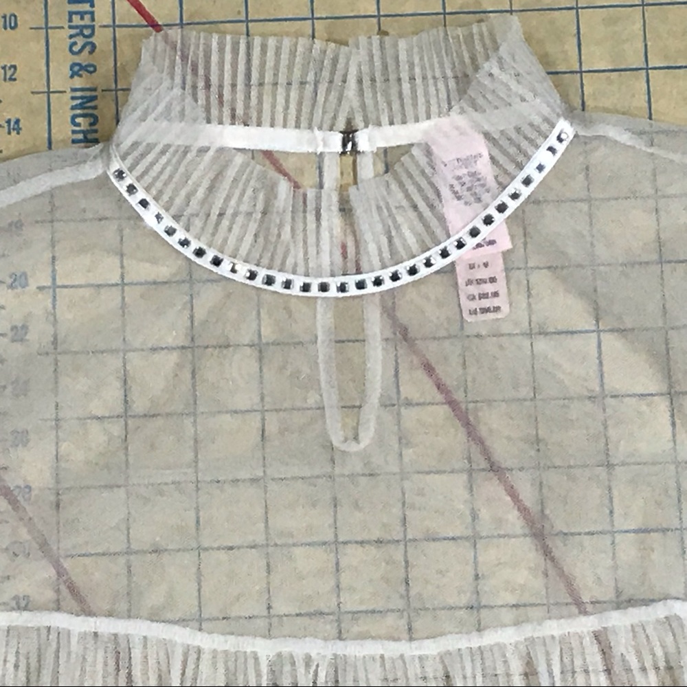 VICTORIA’S SECRET Tulle Lingerie Top in COCONUT! - Picture 6 of 7